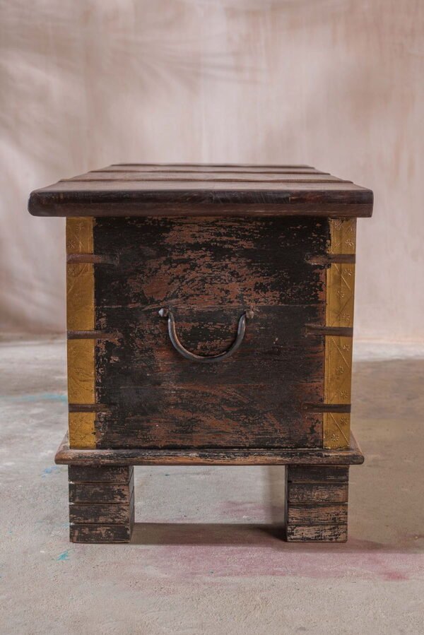 Cream Wooden Chest with Brass Trim - Image 7