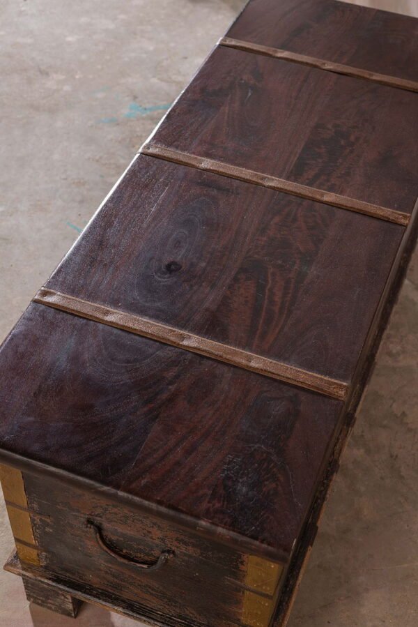 Cream Wooden Chest with Brass Trim - Image 5