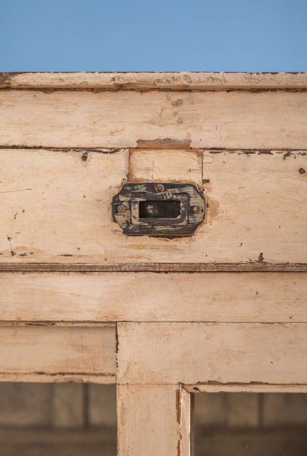 Cream Vintage Cabinet with Drawers - Image 5