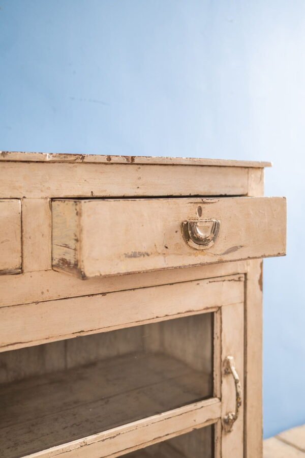 Cream Vintage Cabinet with Drawers - Image 4
