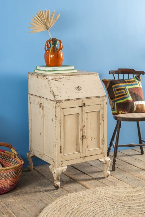 Cream Vintage Cupboard with Lidded Top - Image 9