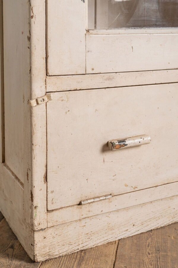 Cream Vintage Wooden Cabinet - Image 5
