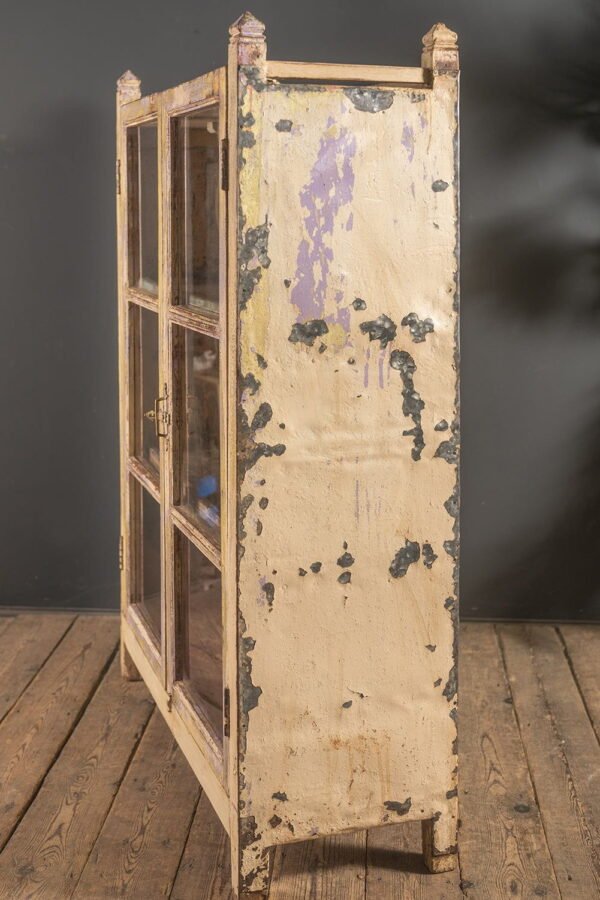 Vintage Cream Cabinet - Image 4